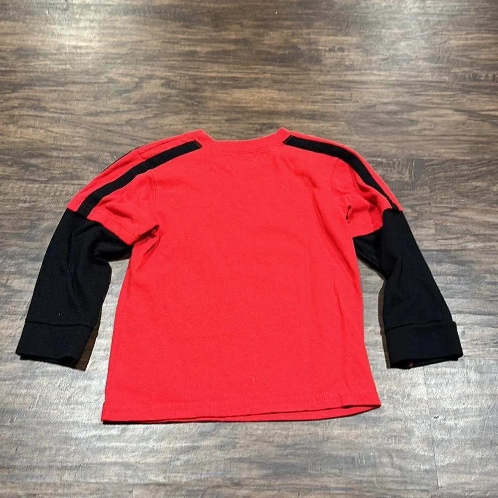 Boys Red Graphic Long-sleeve Tee Size 4T